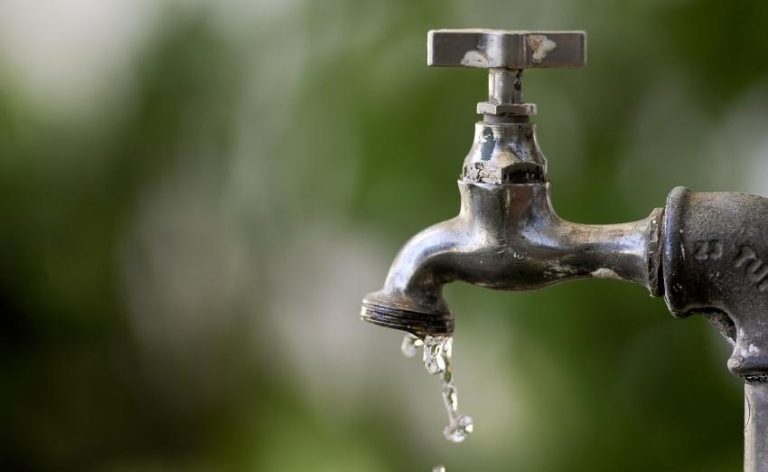 Manutenção deixa bairros sem água neste sábado na Grande Vitória
