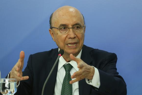 Nova proposta da Previdência trará economia R$ 320 bi menor que a original