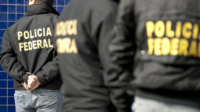 Polícia Federal investiga golpe de pastores em fiéis
