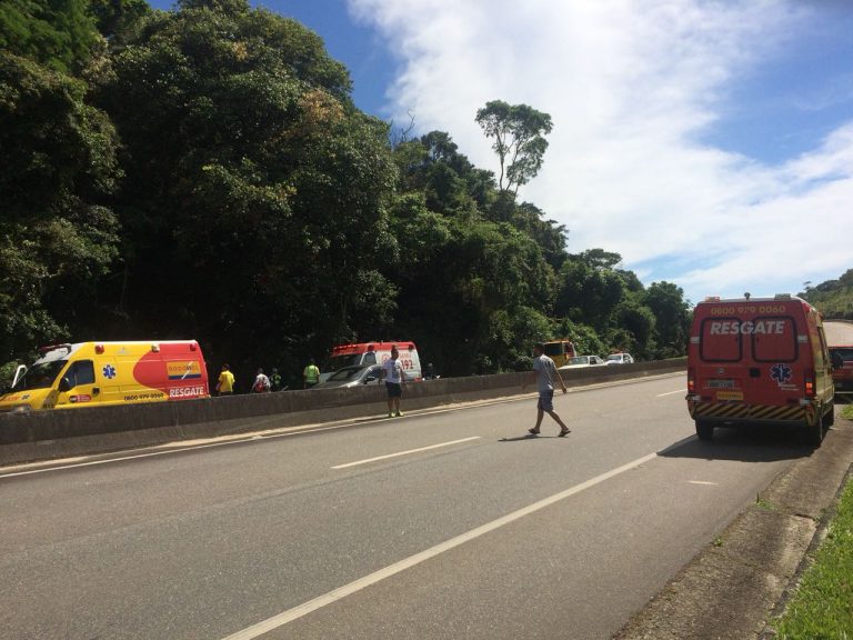 Acidente com duas motos deixa quatro feridos em Guarapari