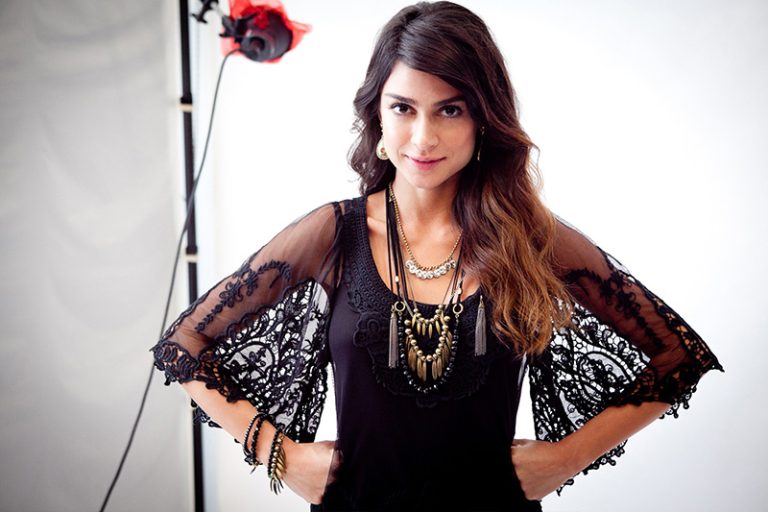 Thaila Ayala pede ‘mais amor’ e diz que acusações sobre drogas são mentirosas