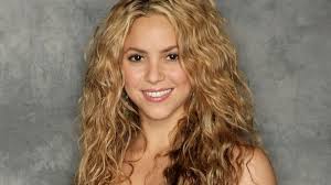 Shakira adia turnê europeia para 2018 por problemas de saúde