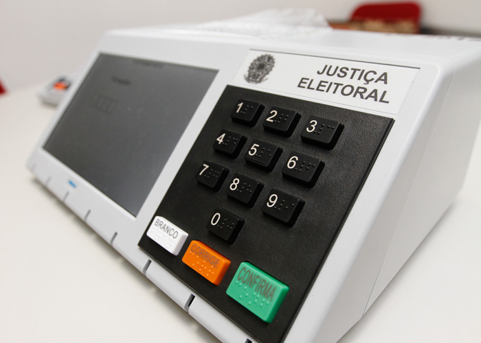 Eleição de 2018 terá somente 30 mil urnas eletrônicas com voto impresso