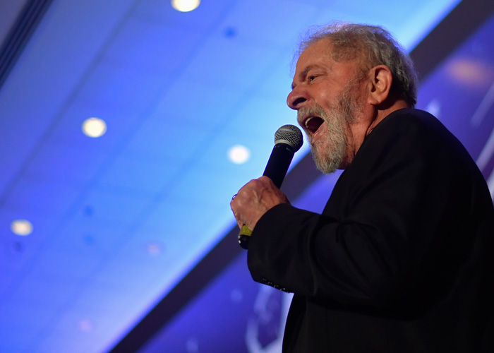 EXCLUSIVO – “Temer gastou fortuna para se salvar”, afirma o ex-presidente Lula