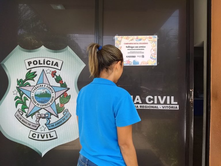 Morador de rua tenta vender óculos furtados para irmão de vítima e acaba detido