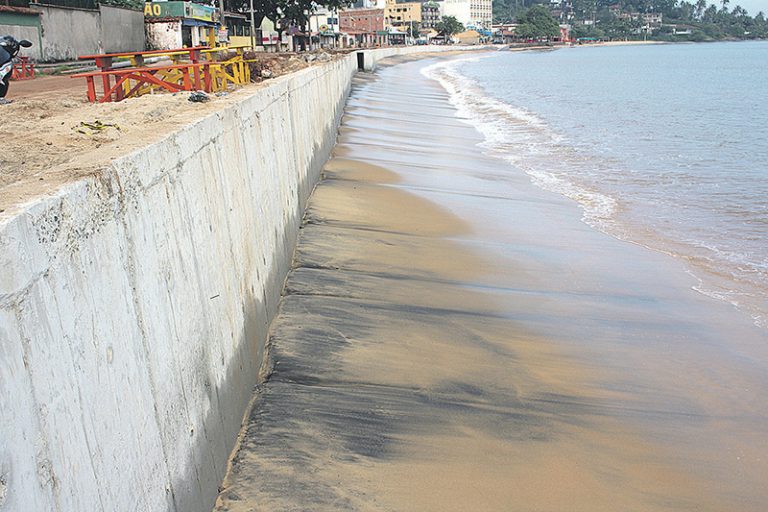 Praia de Meaípe já está liberada para banhistas