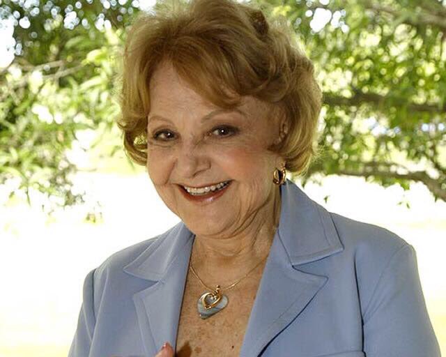Morre aos 98 anos a atriz Eva Todor