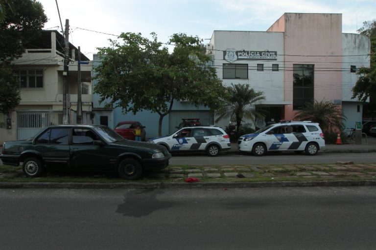 Passageiro acusado de assédio é agredido após ser retirado à força de ônibus do Transcol