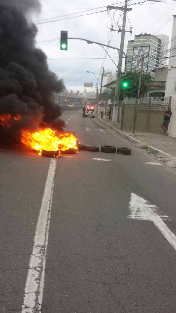 Termina protesto no acesso à Terceira Ponte