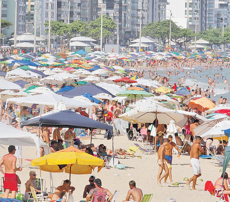 Hotéis de Guarapari já estão lotados para a virada do ano