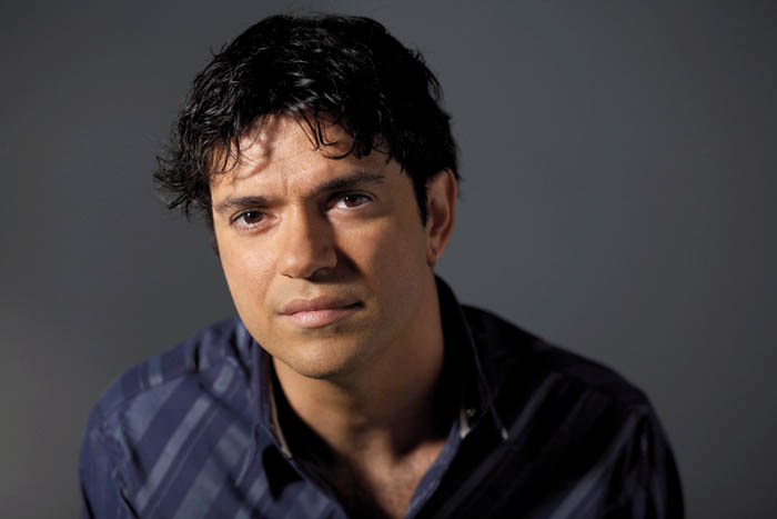 Cantor diz ter tido experiência extraterrestre