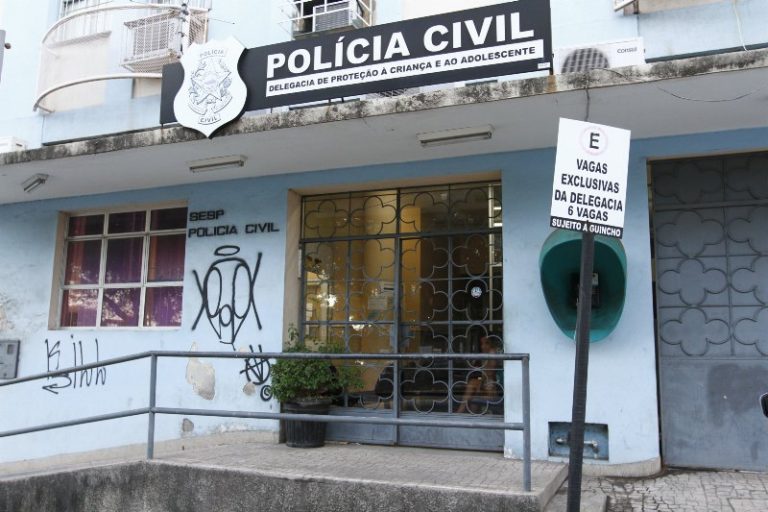 Agente penitenciário é preso por estuprar adolescente com problemas mentais