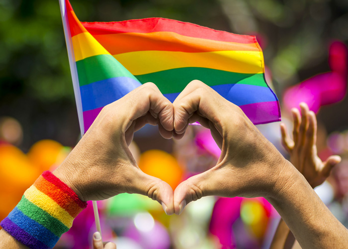 Juiz federal decide manter a “cura gay”