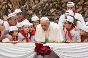 Papa Francisco comemora 81 anos e pede proteção para as crianças