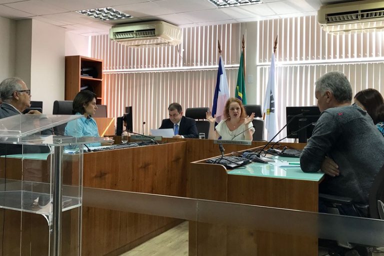 Ônibus vão circular normalmente nesta terça, segundo Sindirodoviários