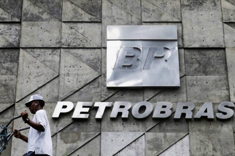 Sete em cada dez brasileiros são contra privatização, diz pesquisa