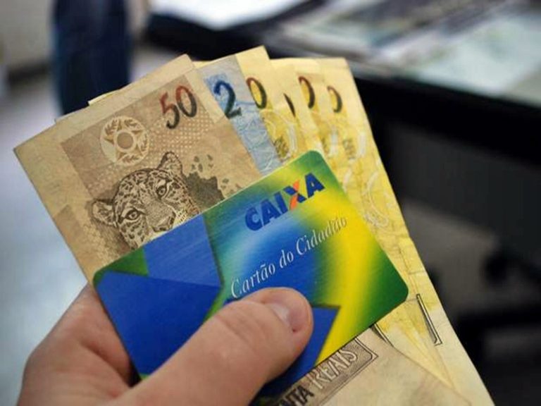 Prazo para sacar abono salarial termina nesta quinta