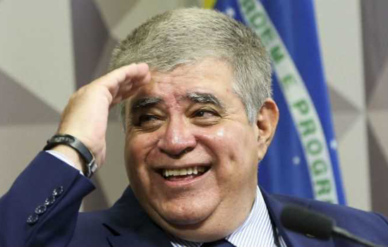 Governadores ameaçam processar ministro após pressão por reforma da Previdência