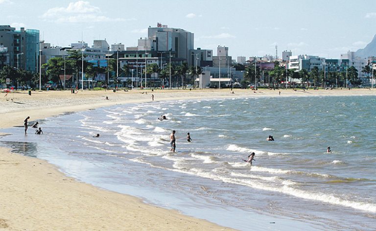 Monitoramento aponta 19 pontos próprios para o banho em Vitória
