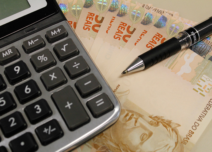 Salário mínimo de R$ 954 entra em vigor neste 1º de Janeiro