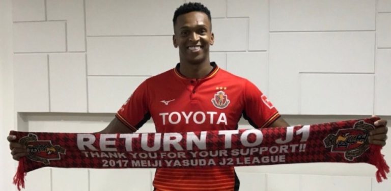 Time japonês oficializa contratação de Jô e apresenta o artilheiro do Brasileiro