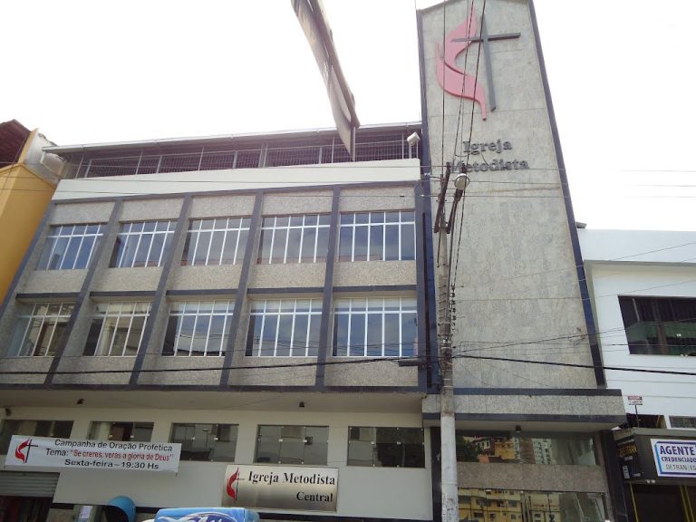 Bandidos furtam mais de R$ 10 mil em equipamentos de igreja evangélica