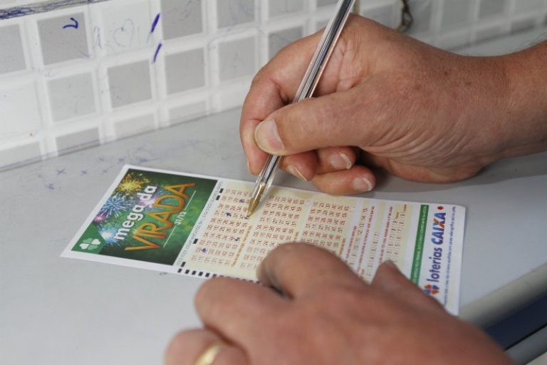 Erro faz apostador da Mega da Virada levar 3 prêmios