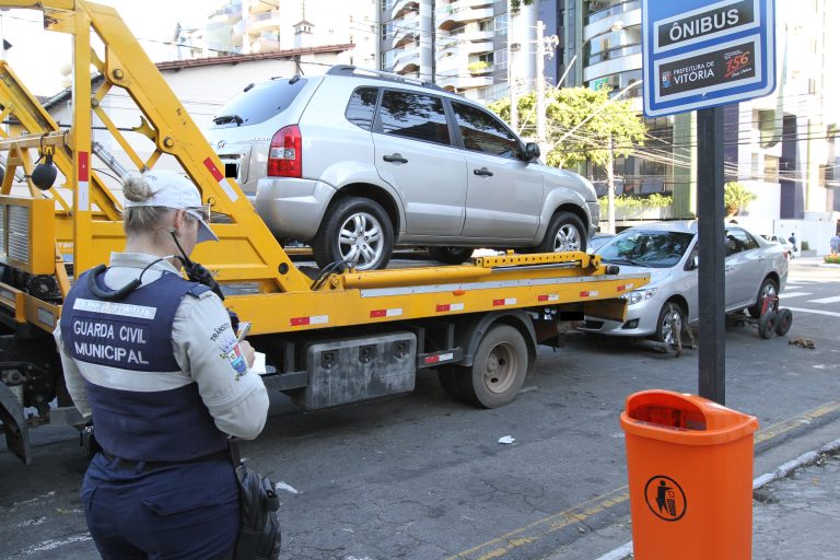 Guinchos voltam a funcionar neta segunda em Vitória e na Serra