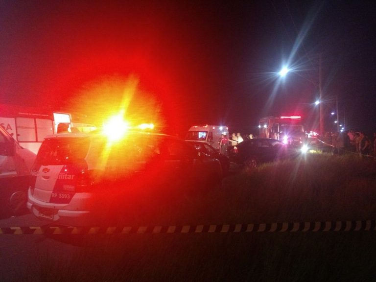 Uma pessoa morre e 14 ficam feridas em acidente na Serra