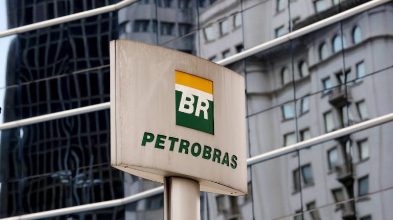 Petrobras anuncia novo concurso público com salários de até R$ 10 mil