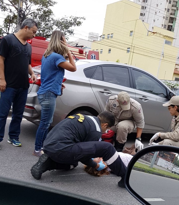 Duas pessoas são atropeladas na Avenida Norte Sul