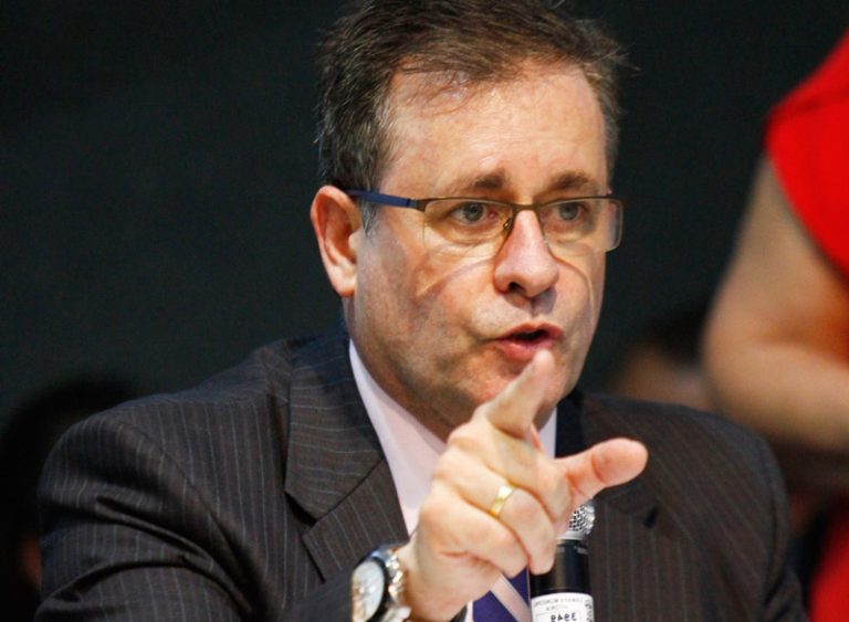 Luciano Rezende: “Falam em conforto no ônibus, mas quem vai pagar por isso?”