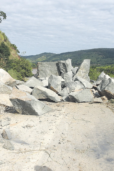 Nova interdição para explodir rochas na BR-259