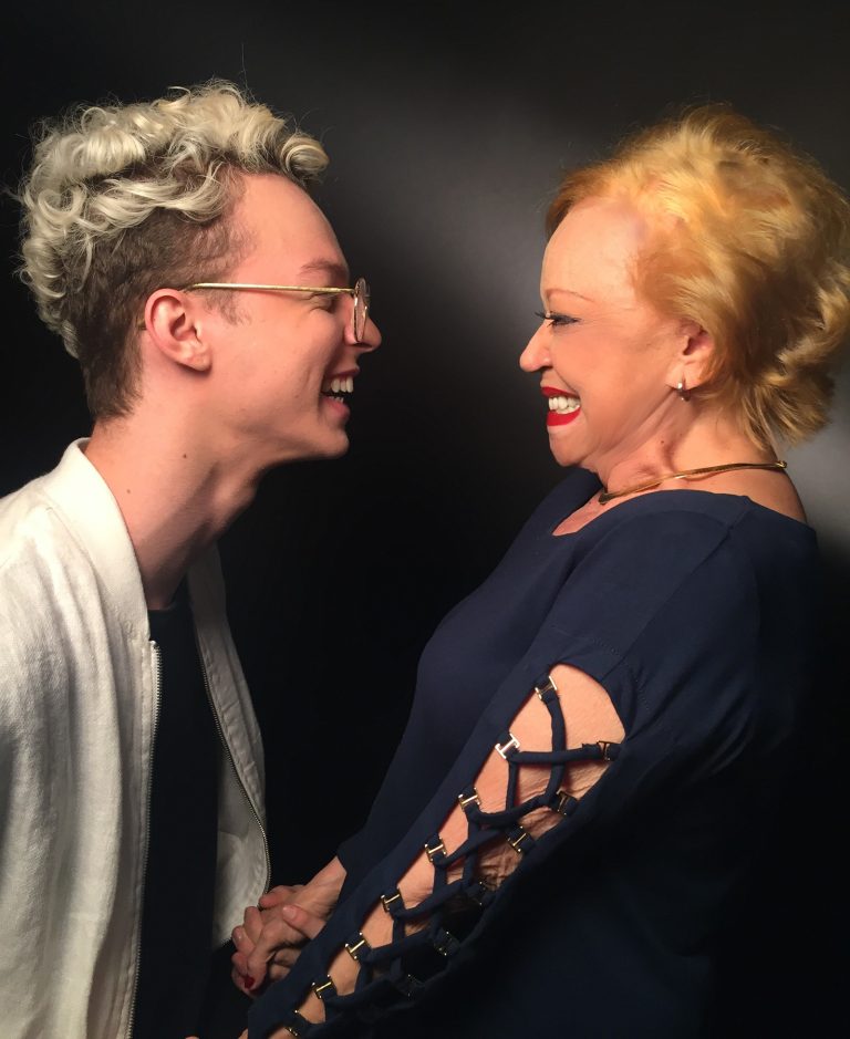 Ayrton Montarroyos e Claudette Soares registram show em que cantam Gil e Chico