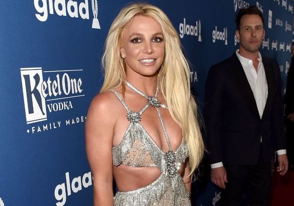 Britney Spears foi homenageada por seus esforços para a comunidade LGBT