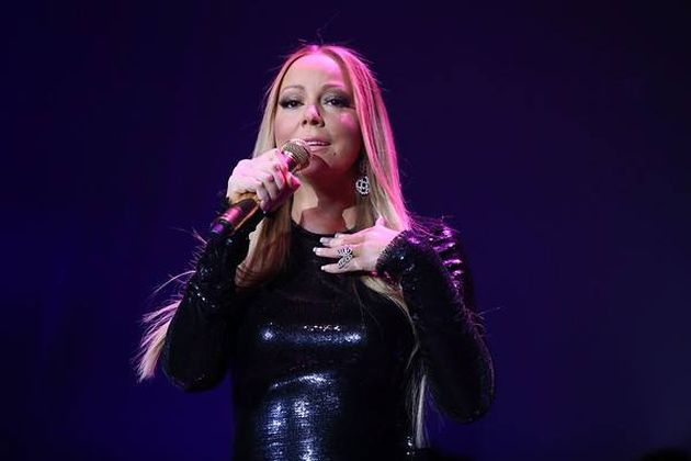Carey revelou que sofre de transtorno bipolar e planeja autobiografia