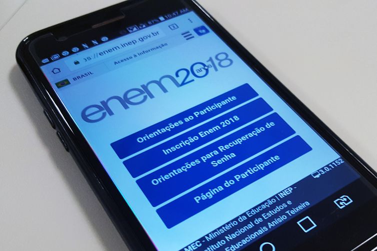 Taxa de inscrição no Enem deve ser paga até quarta-feira