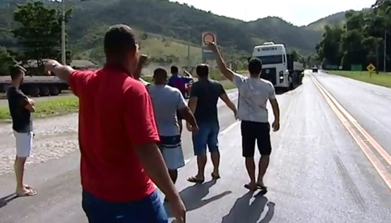 Protesto dos Caminhoneiros acontece em três pontos do Estado