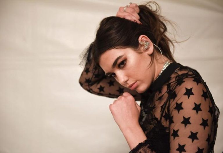 Com infecção no ouvido, Dua Lipa chorou ao abandonar show nos EUA