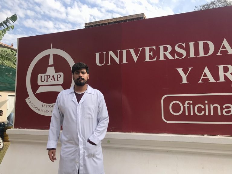 Capixabas fazem fila para estudar Medicina no Paraguai e na Bolívia