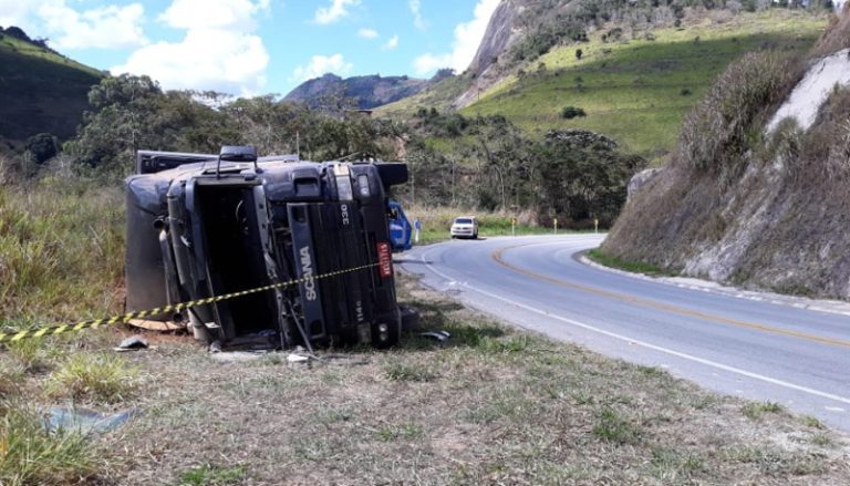 Acidente com caminhão deixa uma pessoa ferida no interior do Estado
