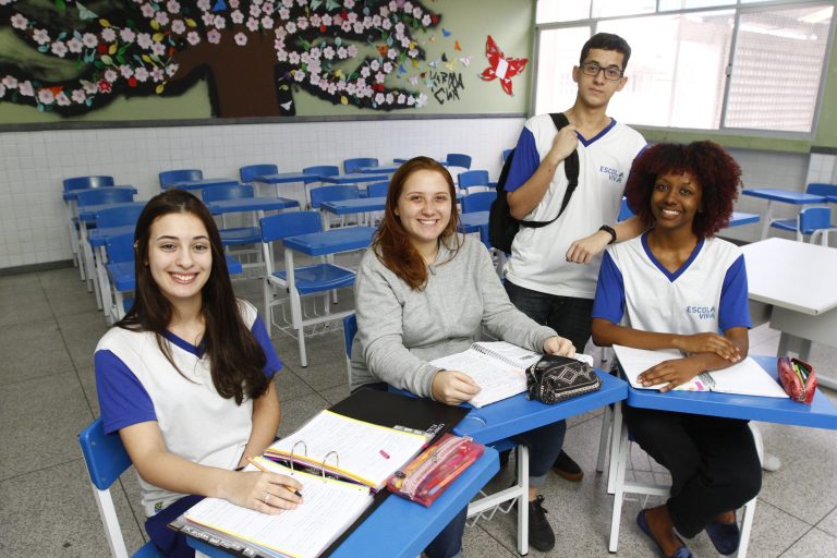 Espírito Santo tem melhor nota do País no ensino médio público