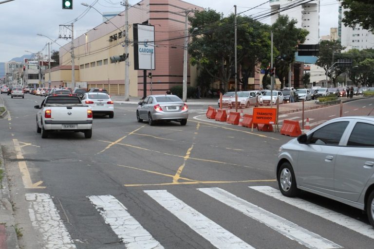 Entenda a mudança no trânsito na avenida Leitão da Silva