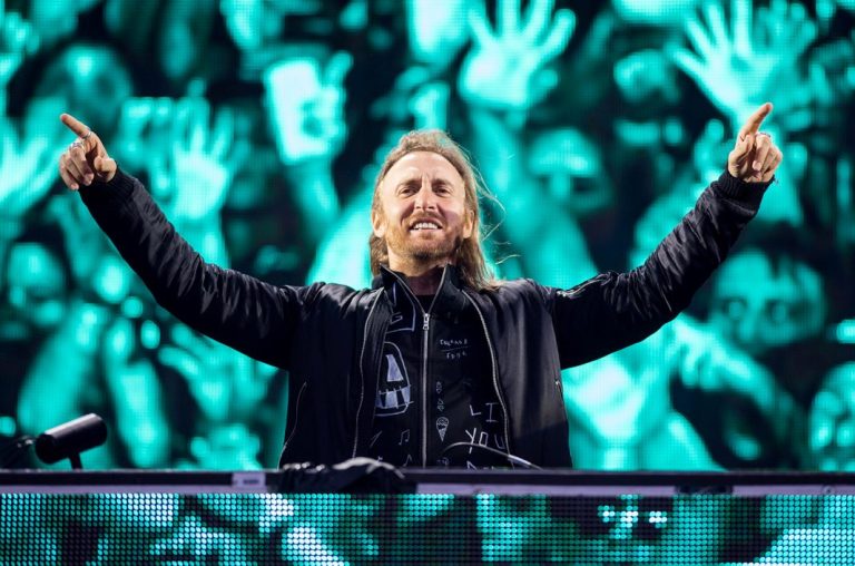 O badalado e premiado DJ francês David Guetta lançou novo álbum; confira o vídeo aqui!