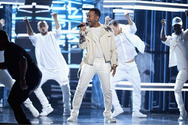 John Legend ganha um Emmy e entra para o time de maiores vencedores de Hollywood