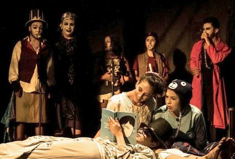 Festival com “Peter Pan” e “Os Sequestrados”