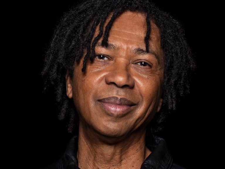 Funk suingado ‘Cedo ou tarde” de Djavan é lançado no álbum ‘Versúvio’. Ouça aqui!