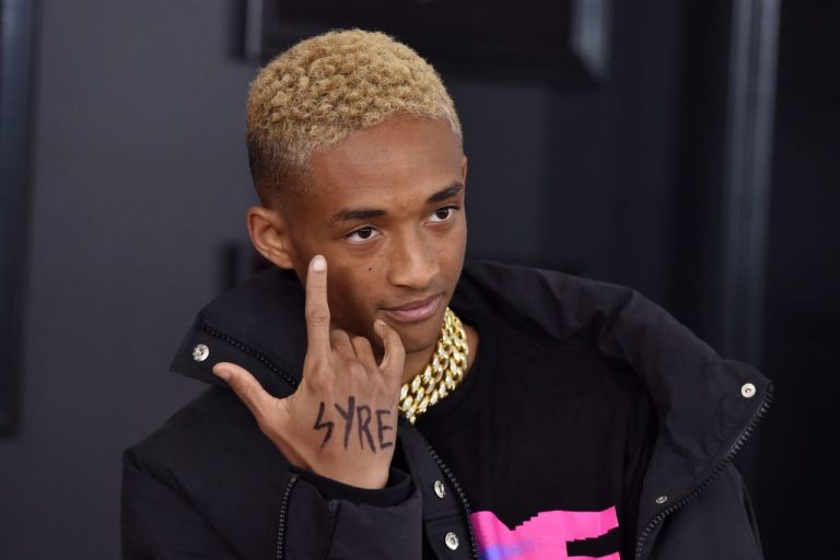 Em perfil no Twitter, filho de Will Smith afirmou que está namorando rapper Tyler