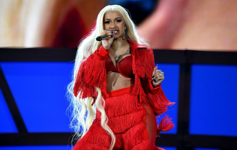 Cardi B lança teaser de nova música. A cantora usou o Instagram para mostrar parte de novo single