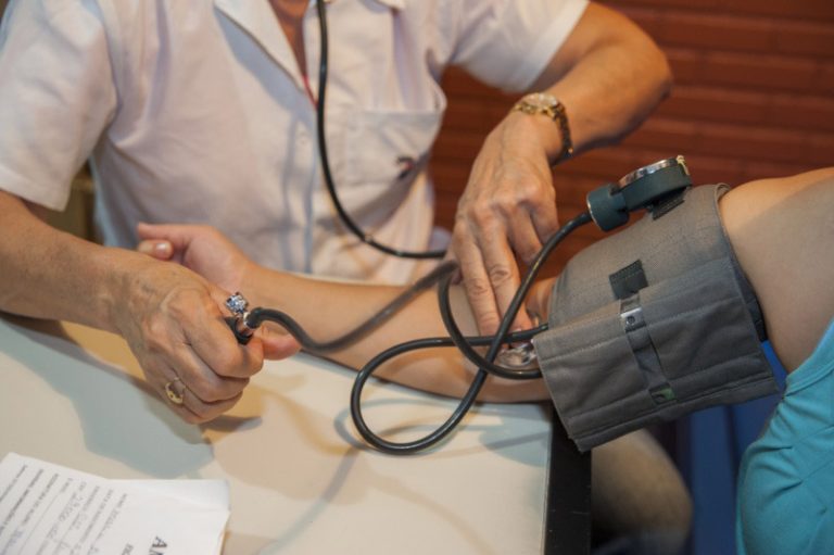 Vitória abre processo seletivo para 21 especialidades médicas